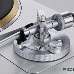 Technics SL-1000 R