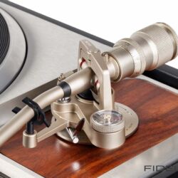 Technics SP-10 MK II in Obsidian Zarge