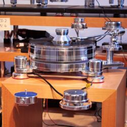 Acoustic Solid Firmenreportage Wirth Tonmaschinenbau