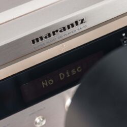 Marantz SA-10 SACD-Player plus PM-10 Vollverstärker