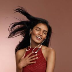 B&W PI4 Bluetooth in Ear mit Noise-Cancelling
