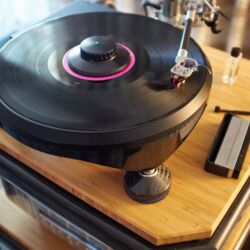 Rocky Mountain Audio Fest (RMAF) 2019 at the Gaylord Hotel Denver by Danny Kaey