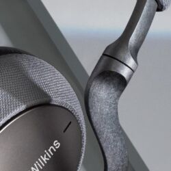 Bowers Wilkins PX7