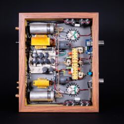Thivan Labs 811 Vollverstärker