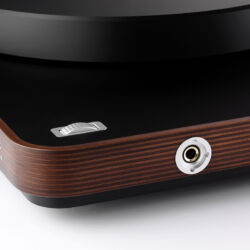 Clearaudio Concept Active Plattenspieler