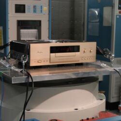 Accuphase Vibrationstest