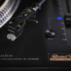 Technics SL-1210GAE Special Edition