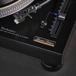 Technics SL-1210GAE Special Edition