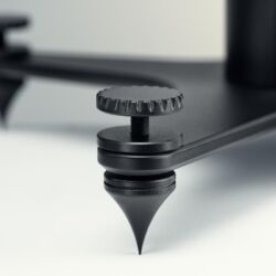 Dynaudio Confidence 20