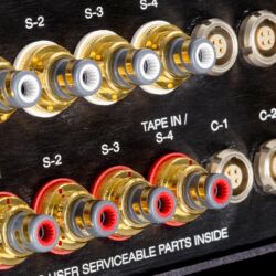 Krell Illusion Vorverstärker und Duo 175 Stereo Endverstärker