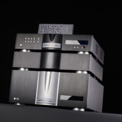 Krell Illusion Vorverstärker und Duo 175 Stereo Endverstärker
