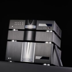 Krell Illusion Vorverstärker und Duo 175 Stereo Endverstärker