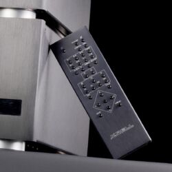 Krell Illusion Vorverstärker und Duo 175 Stereo Endverstärker