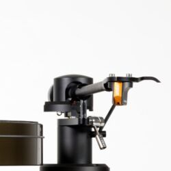 Plattenspieler 1877 Phono Zavfino Copperhead X plus Tonarm Aeshna Carbon