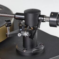 Plattenspieler 1877 Phono Zavfino Copperhead X plus Tonarm Aeshna Carbon