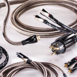 Avinity Reference Class Kabel
